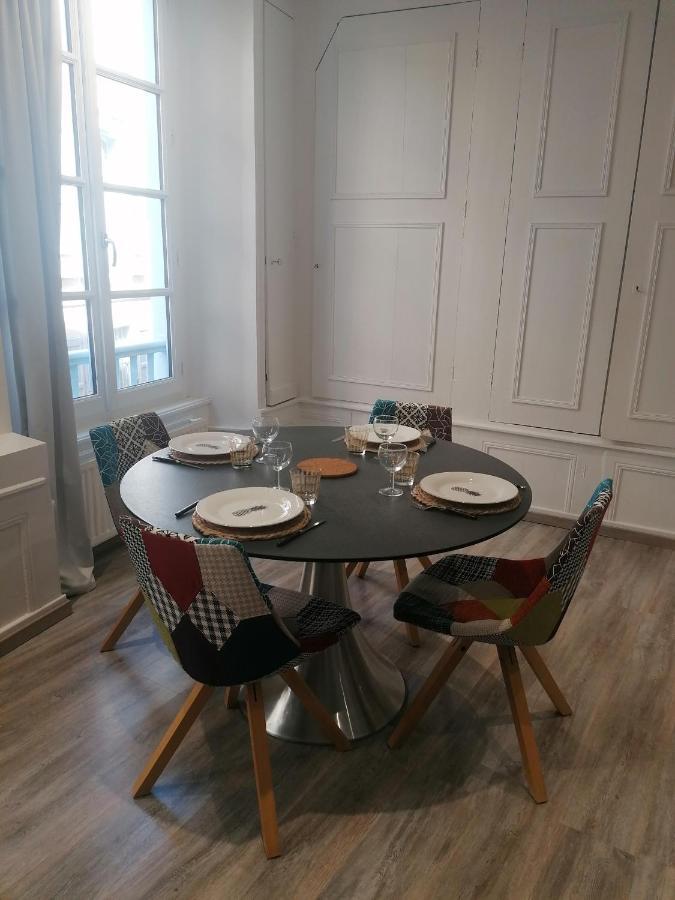 Appartement F2 Dans Le Centre Historique Le Puy-en-Velay エクステリア 写真